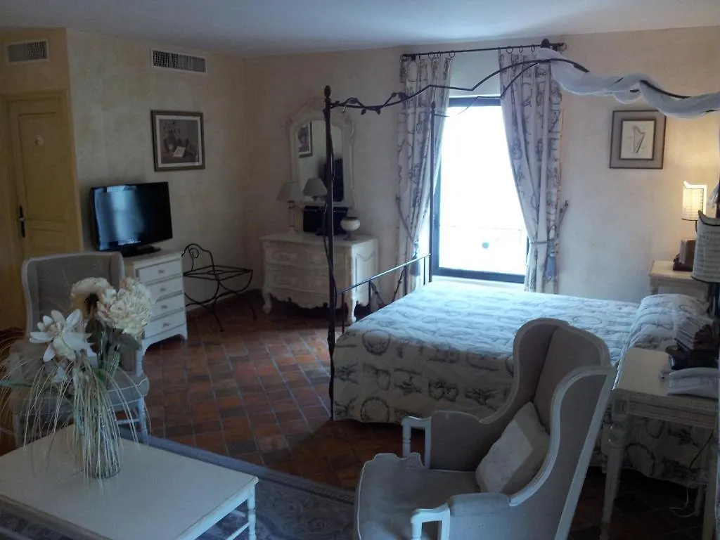 Hotel du Poète Fontaine-de-Vaucluse Francia